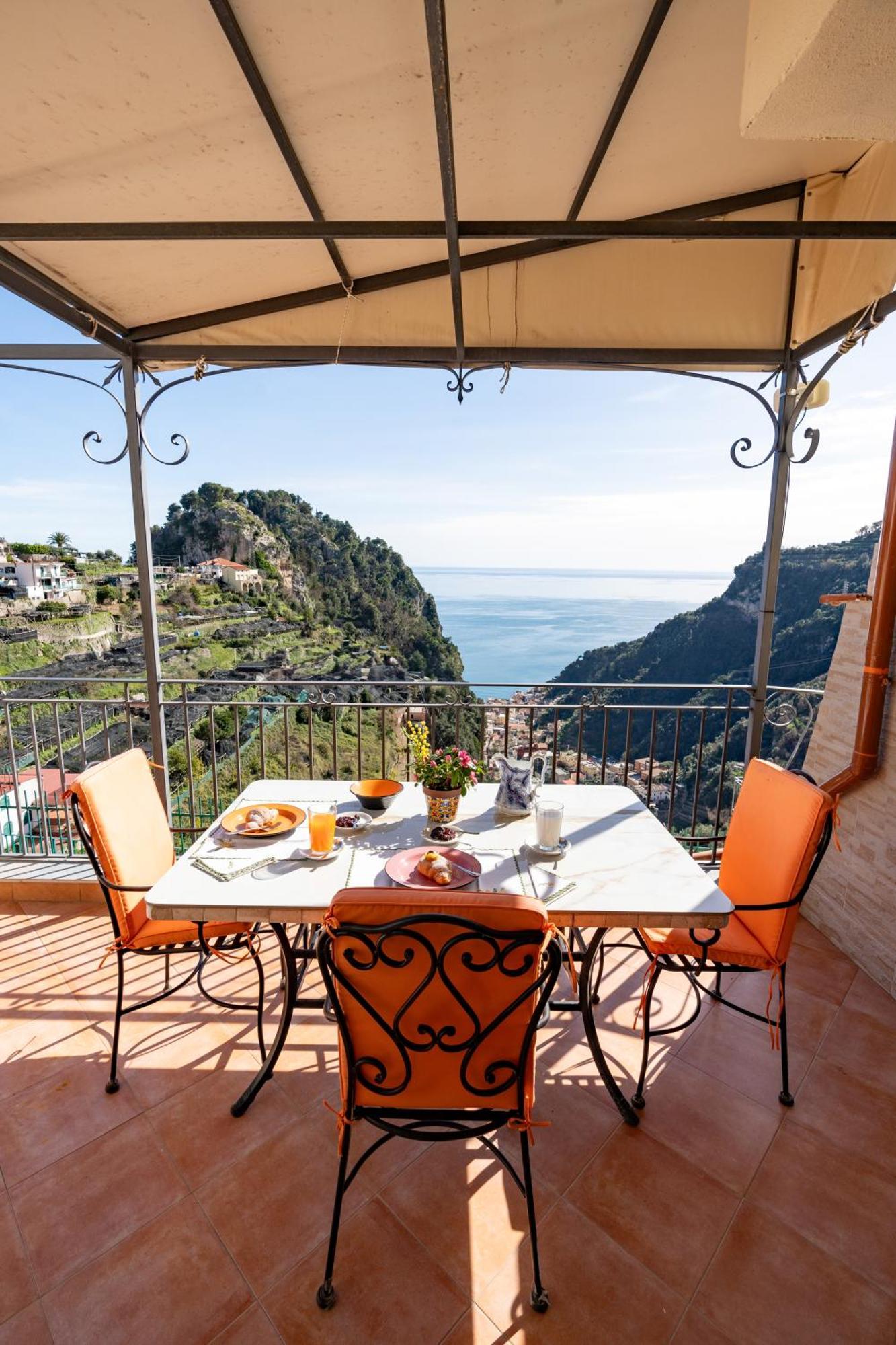 Il Paradiso Sul Mare Apartment Scala Exterior photo