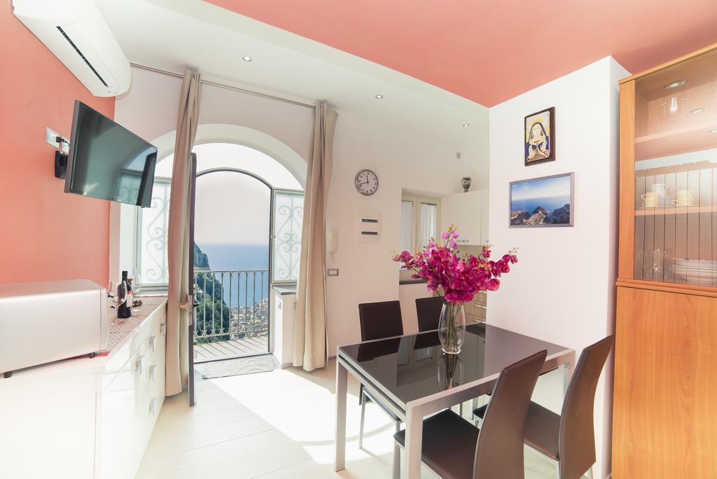 Il Paradiso Sul Mare Apartment Scala Exterior photo