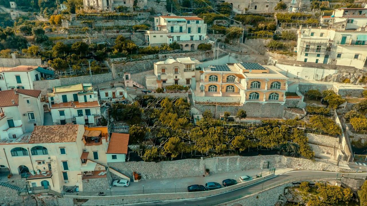 Il Paradiso Sul Mare Apartment Scala Exterior photo
